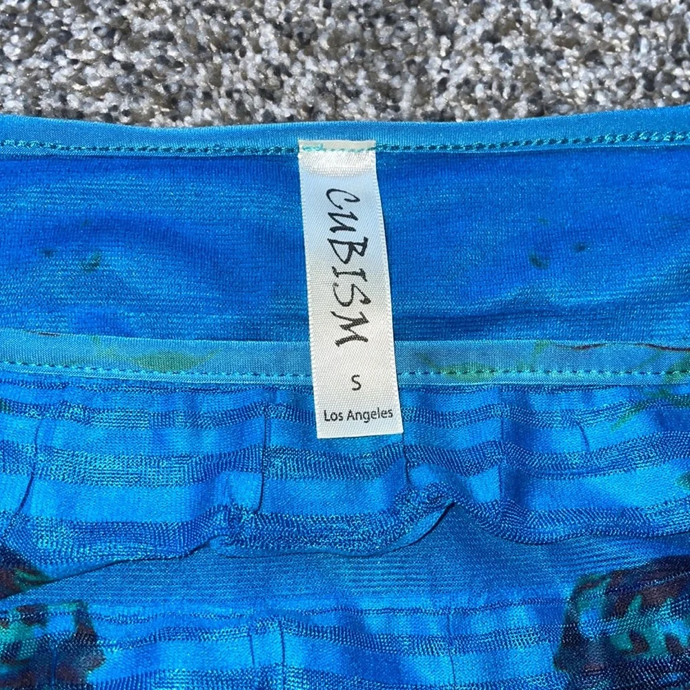 NWOT.  Cubism - woman’s sleeveless dress.  size small - Picture 4 of 6